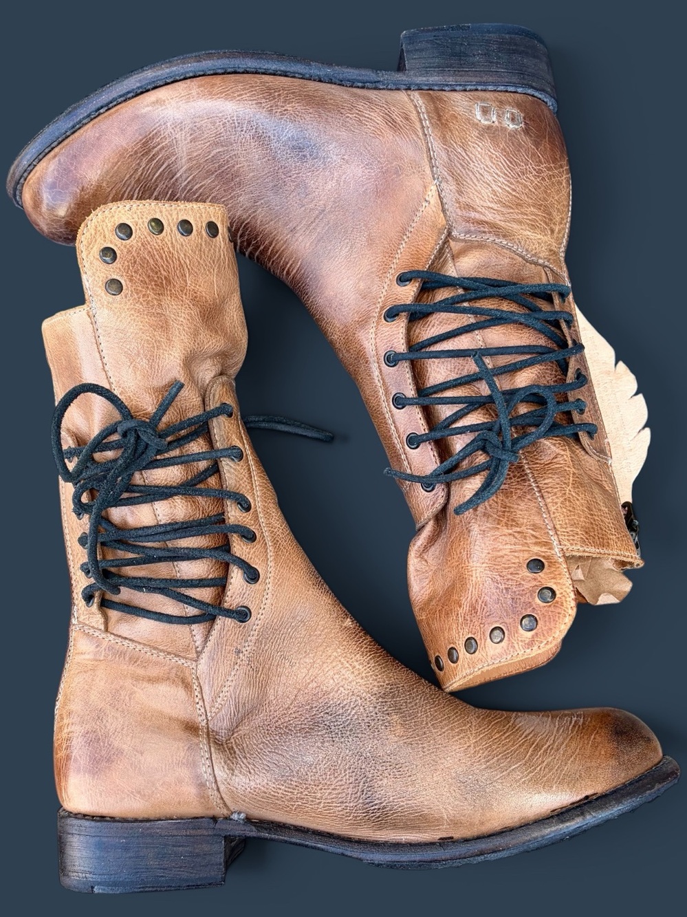 Bed Stu Fen Boot Sz 9.5 Alkaline Rustic Studded Corset Lace Up Leather Mid Calf